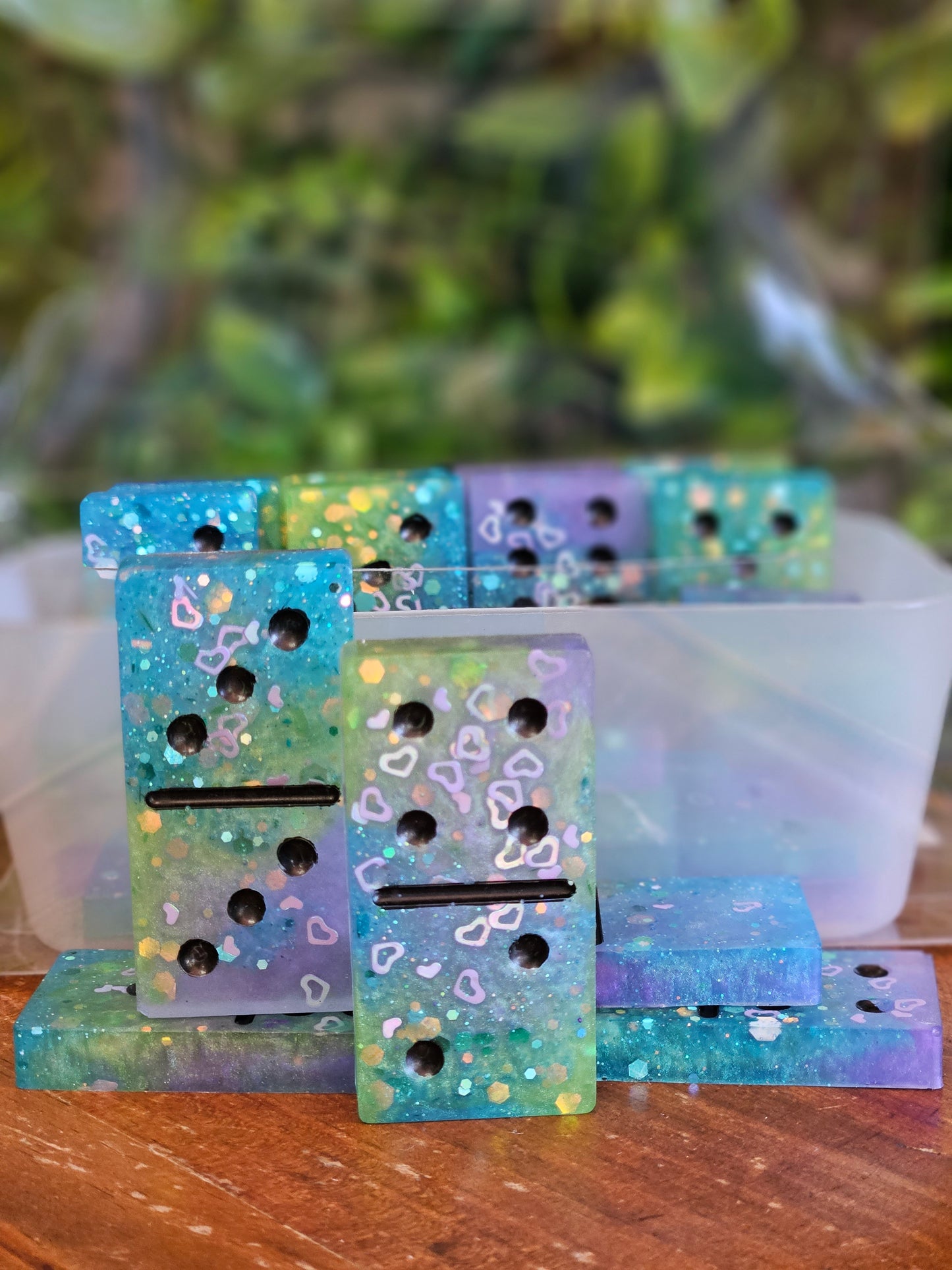 Resin Domino's